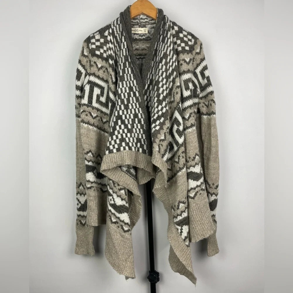 Abercrombie & Fitch Brown Tan Knit‎ Aztec Checkered Open Front Cardigan